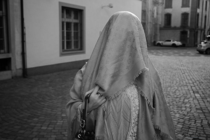 eaudesuisse nid louis tuch kopf kopfsteinpflaster